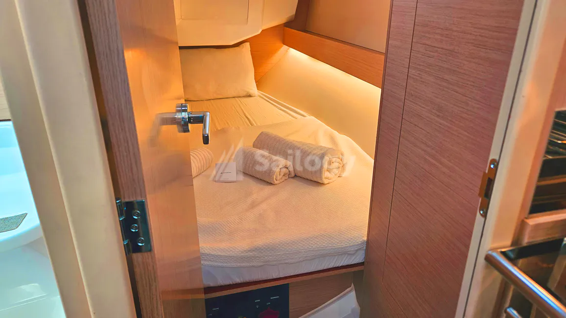 Beneteau Oceanis 30.1