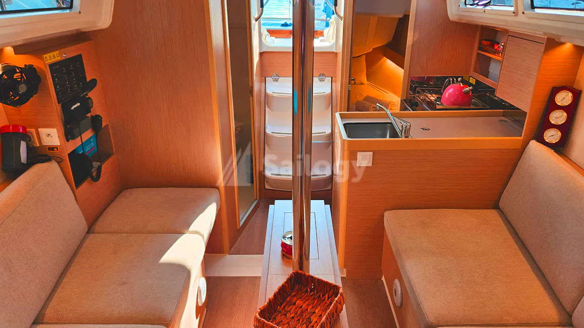 Beneteau Oceanis 30.1