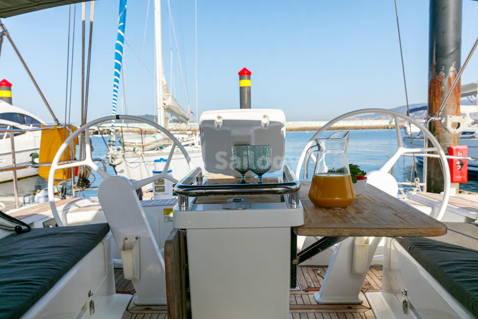 Hanse 415
