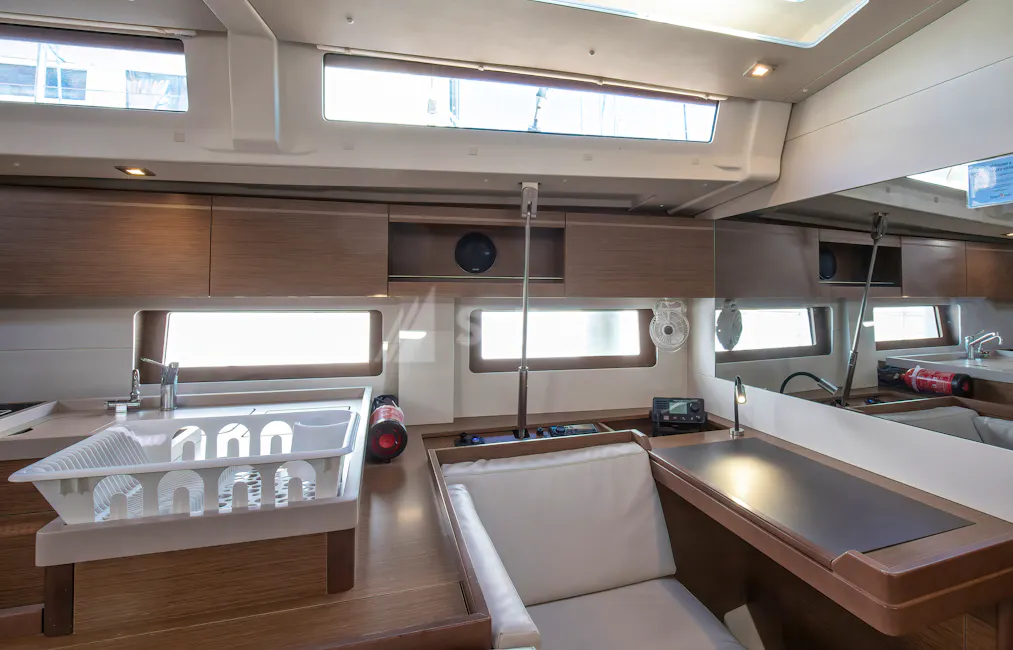 Beneteau Oceanis 51.1