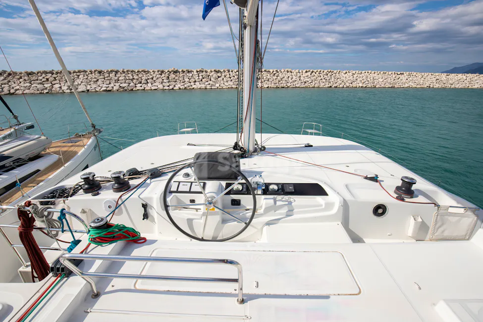 Lagoon 46