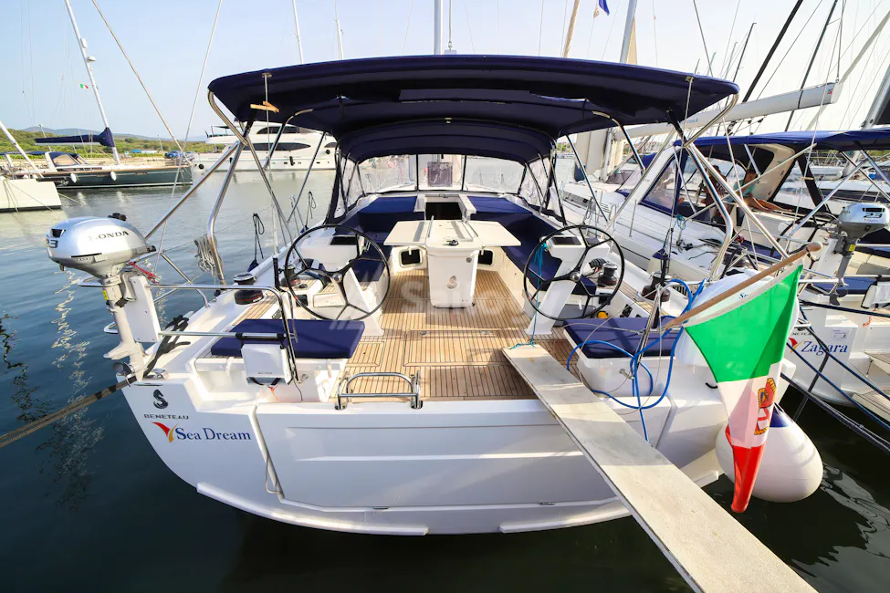 Beneteau Oceanis 51.1