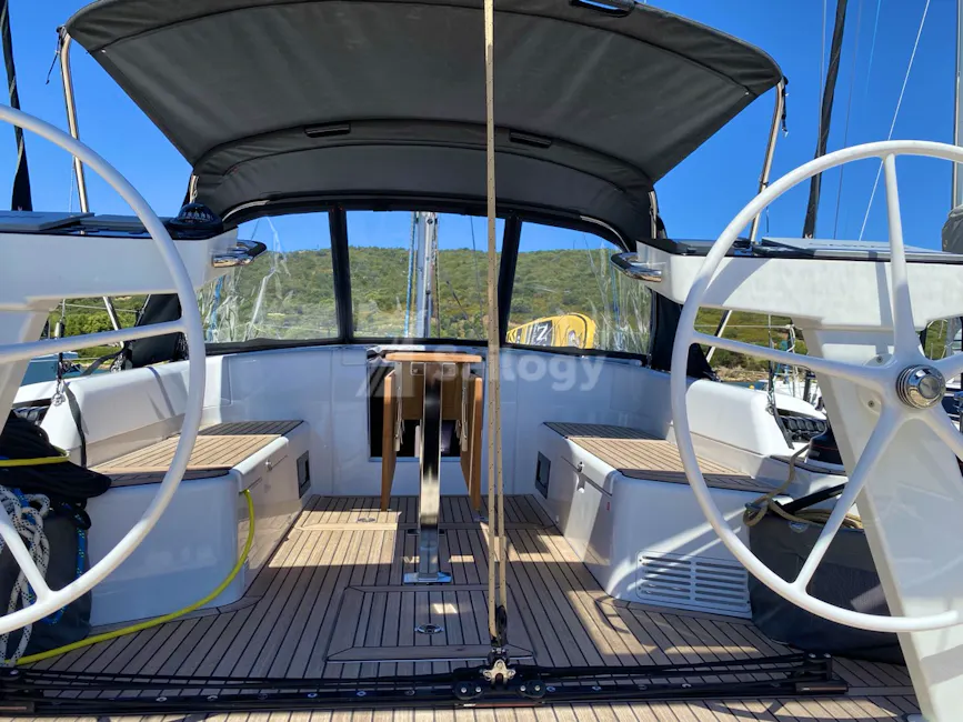 Beneteau First 44