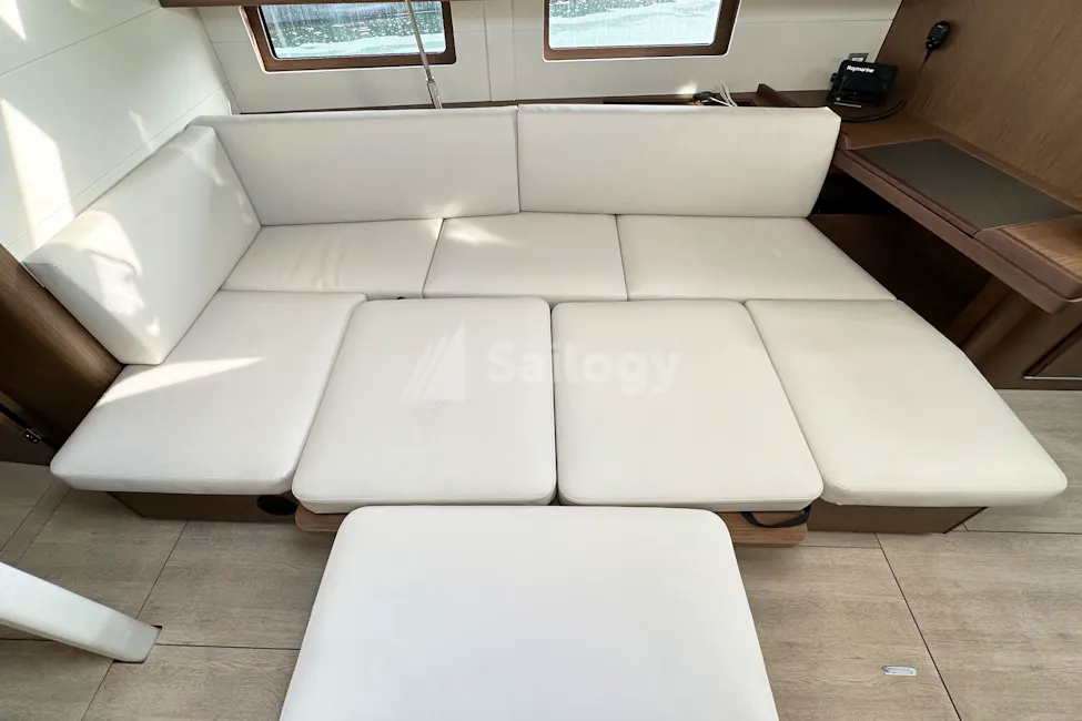 Beneteau Oceanis 46.1