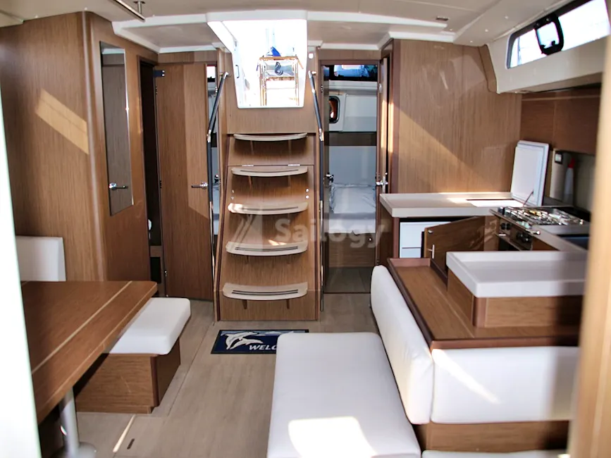 Beneteau Oceanis 51.1