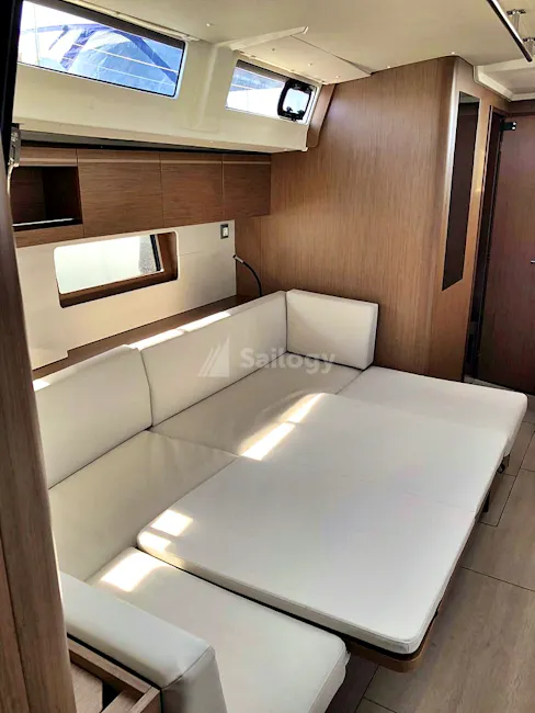 Beneteau Oceanis 51.1