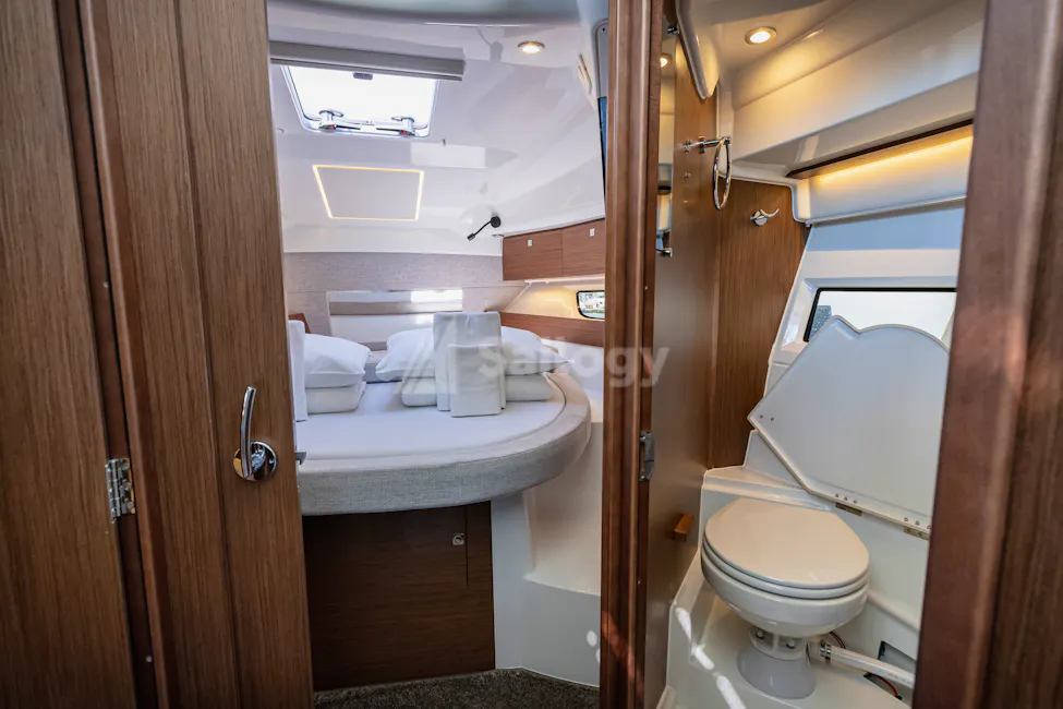 Merry Fisher 895 Offshore