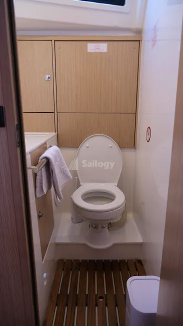 Bavaria Cruiser 46 Style