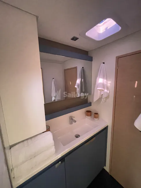 Fountaine Pajot Aura 51