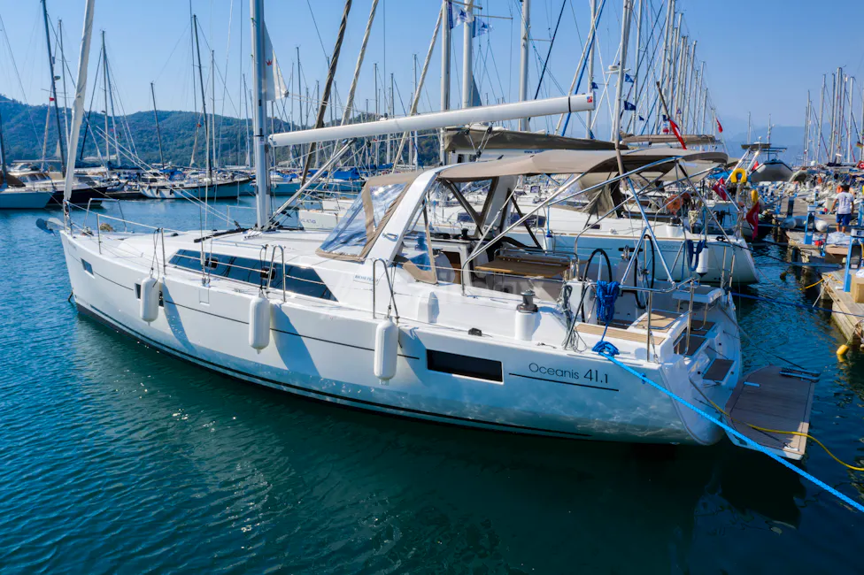Beneteau Oceanis 41.1
