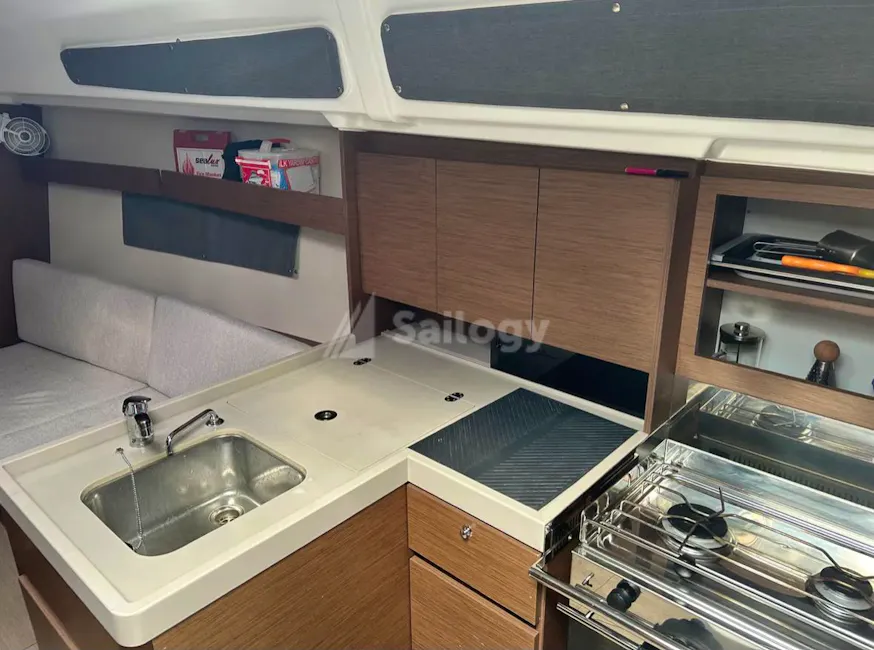 Beneteau Oceanis 34.1