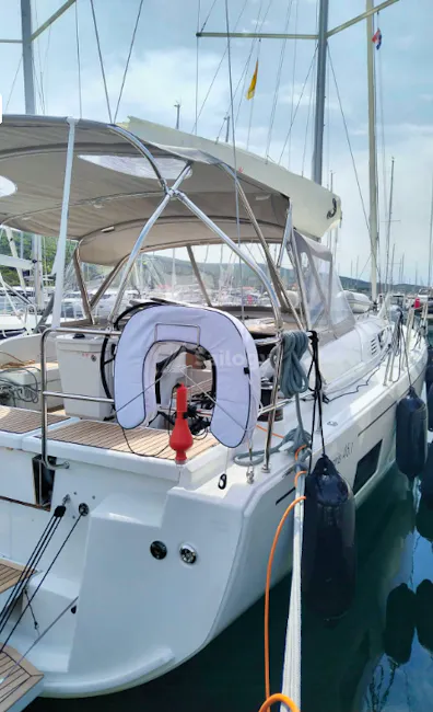 Beneteau Oceanis 46.1