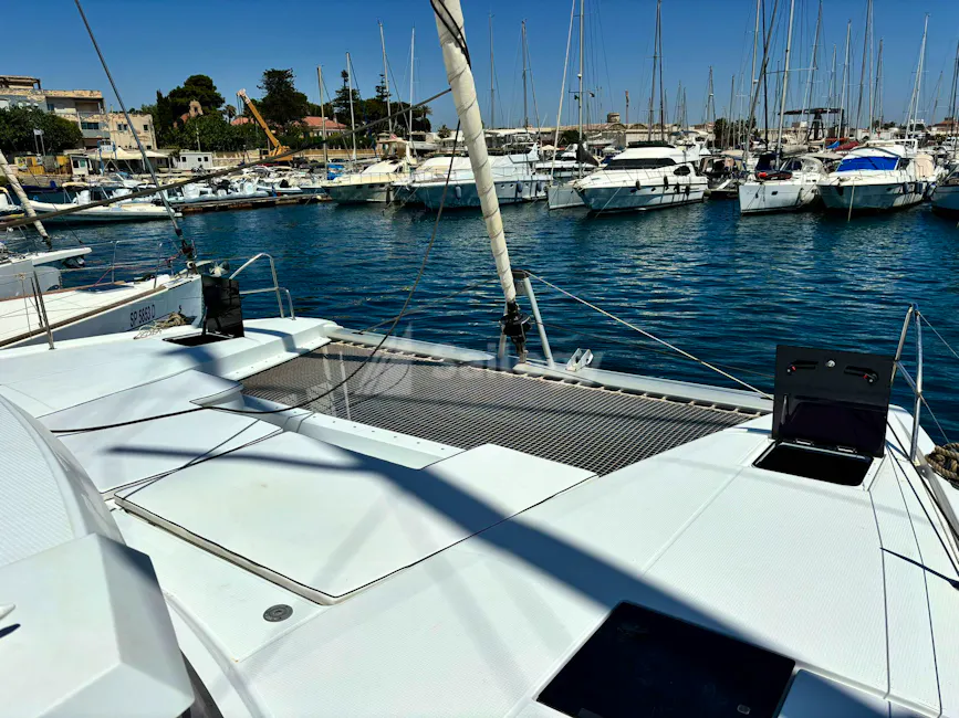Fountaine Pajot Astrea 42